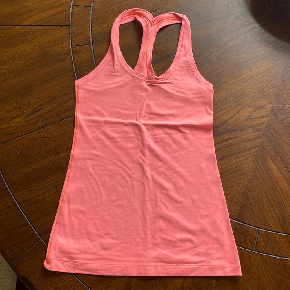 Lululemon top